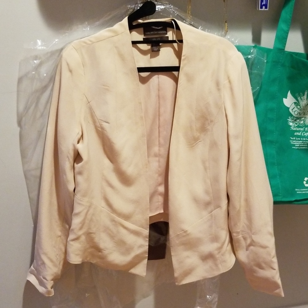 Silk blazer/cover